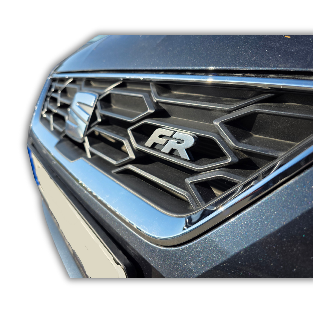 Seat Ibiza FR Logo / Emblem / Schriftzug vorne Kühlergrill