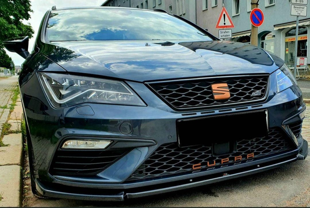 Letras originales de Cupra para el CUPRA 5F en color cobre