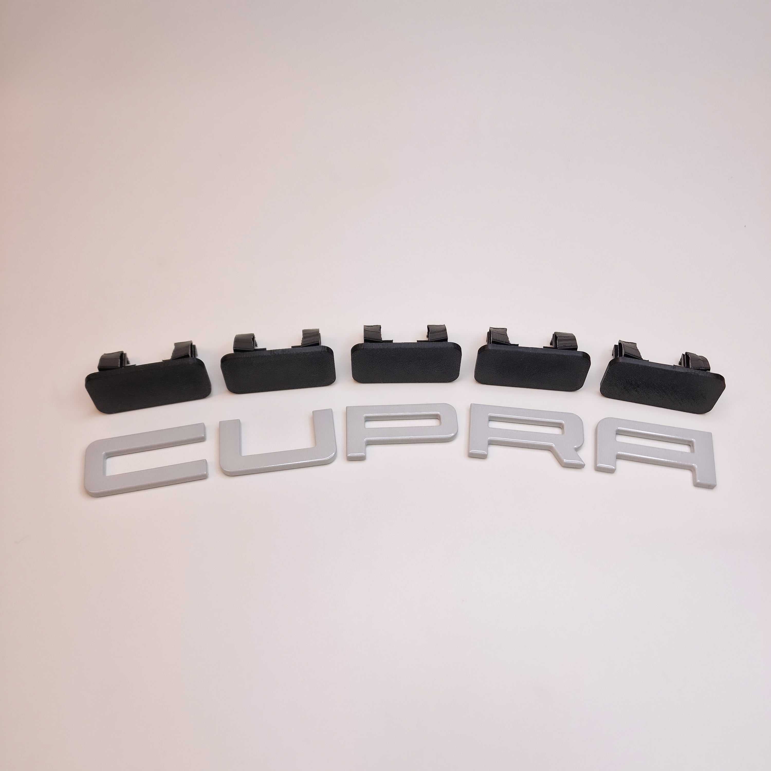 Cupra lettering SEAT LEON CUPRA 5F in desired paint finish